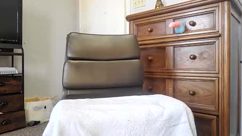 Snapshot of cummfights chatting on December 12, 2024, 6:10 pm Charlie Mitchell online show from December 12, 2024, 6:10 pm