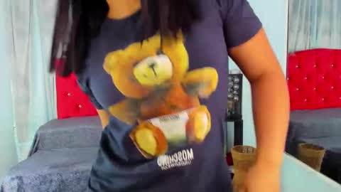 Snapshot of cumming_tiffani chatting on February 12, 2025, 12:01 pm cumming tiffani online show from February 12, 2025, 12:01 pm