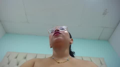 Cumontitsxxx online show from March 18, 2026, 12:30 pm