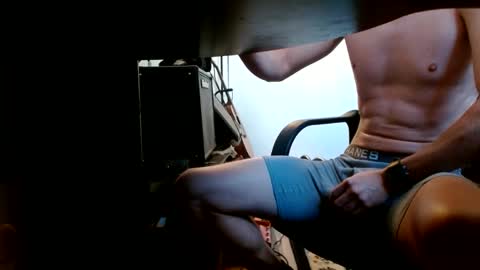 cumplaywithmeb online show from March 1, 2025, 7:26 pm