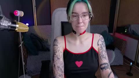 CUMpotikEve online show from September 25, 2025, 1:53 am