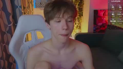 Snapshot of cumte_boy chatting on June 11, 2026, 1:27 am cumte_boy online show from June 11, 2026, 1:27 am