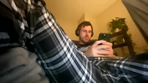 Snapshot of cumxdaddy chatting on February 18, 2025, 10:58 pm cumxdaddy online show from February 18, 2025, 10:58 pm