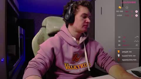 Snapshot of cumzan_ chatting on February 15, 2025, 6:02 am Tarzan online show from February 15, 2025, 6:02 am