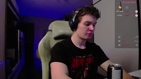 Snapshot of cumzan_ chatting on February 16, 2025, 6:32 pm Tarzan online show from February 16, 2025, 6:32 pm