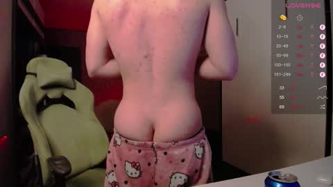 Snapshot of cumzan_ chatting on February 20, 2026, 7:03 pm Tarzan online show from February 20, 2026, 7:03 pm