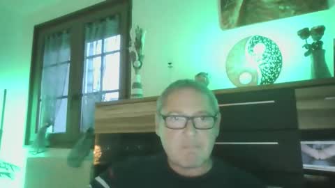 Snapshot of cuni6969 chatting on October 22, 2025, 4:18 pm cuni6969 online show from October 22, 2025, 4:18 pm
