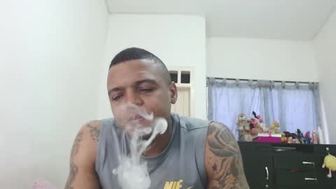 dominic and julieta... independent models online show from December 10, 2024, 11:22 am