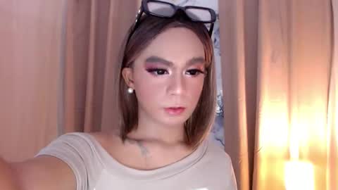 Xyrien online show from May 18, 2026, 5:02 am