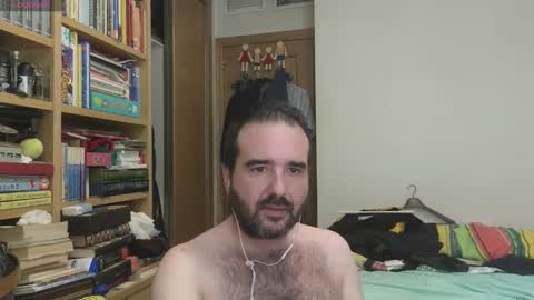 curiosillo1983 online show from September 22, 2025, 3:41 am