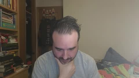 curiosillo1983 online show from December 14, 2025, 12:10 pm