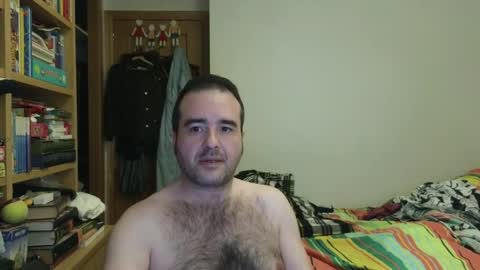 curiosillo1983 online show from April 30, 2026, 7:58 am