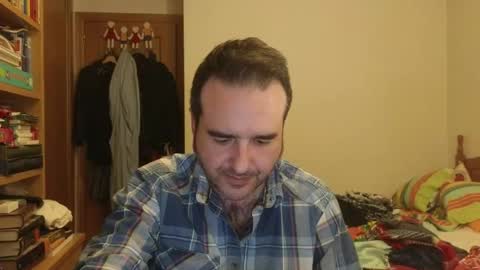 curiosillo1983 online show from May 4, 2026, 3:30 pm