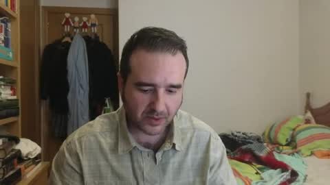 curiosillo1983 online show from May 5, 2026, 4:04 pm