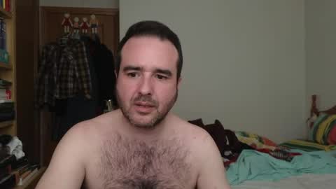 curiosillo1983 online show from May 7, 2026, 2:44 pm