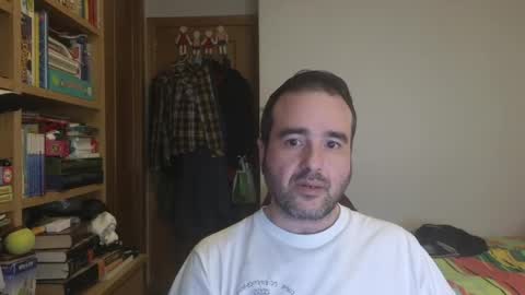curiosillo1983 online show from May 10, 2026, 12:43 pm