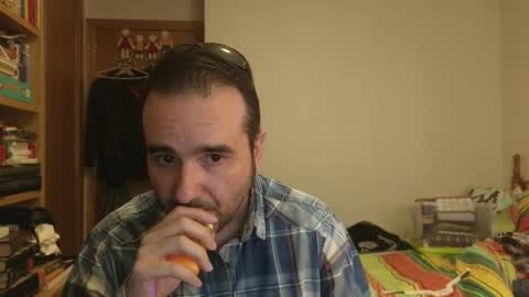 curiosillo1983 online show from May 18, 2026, 2:12 pm