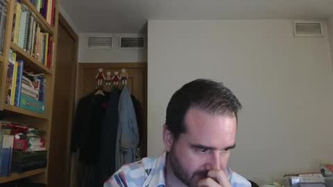 curiosillo1983 online show from May 26, 2026, 6:26 pm