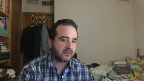 curiosillo1983 online show from May 27, 2026, 4:26 pm