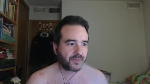 curiosillo1983 online show from May 30, 2026, 11:40 am