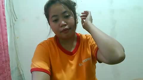 Snapshot of curious_girl247 chatting on December 26, 2024, 4:10 am curious_girl247 online show from December 26, 2024, 4:10 am