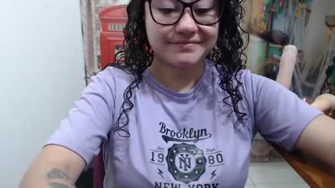 Vannesa online show from October 16, 2025, 9:05 pm