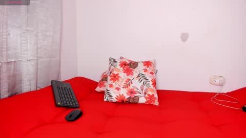 Curly  -  OF- CURLY SWEETT online show from February 18, 2025, 3:10 pm