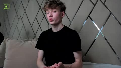 Snapshot of curlytwinkboy chatting on September 27, 2025, 8:47 pm KEVIN online show from September 27, 2025, 8:47 pm