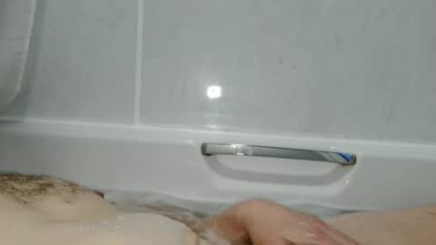 curvelover1977 online show from February 15, 2026, 7:38 am