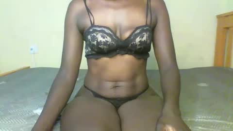 curvious lilah online show from December 18, 2025, 11:16 am