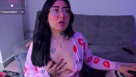 A online show from April 15, 2026, 6:48 pm