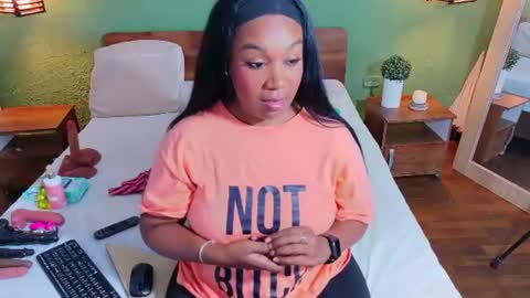 Snapshot of curvyebonyy_ chatting on June 26, 2026, 9:08 pm Danna online show from June 26, 2026, 9:08 pm