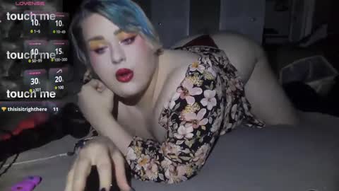 Snapshot of curvygothfemboy chatting on February 6, 2025, 6:40 am Curvygothfemboy online show from February 6, 2025, 6:40 am