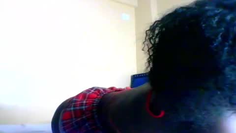 curvyjoan online show from February 12, 2025, 11:07 am