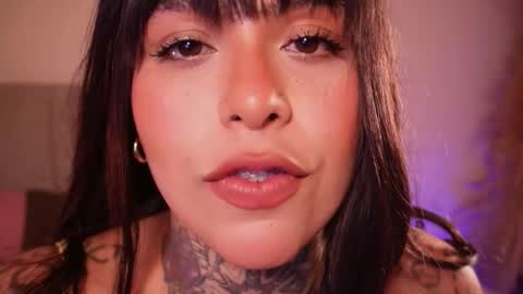 Snapshot of curvyliciouss chatting on February 11, 2026, 5:18 pm Samantha online show from February 11, 2026, 5:18 pm