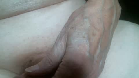 Snapshot of cutandwaxed2 chatting on January 18, 2026, 1:37 pm BI SMOOTH MATURE SUB online show from January 18, 2026, 1:37 pm