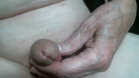 Snapshot of cutandwaxed2 chatting on March 6, 2026, 1:29 pm BI SMOOTH MATURE SUB online show from March 6, 2026, 1:29 pm