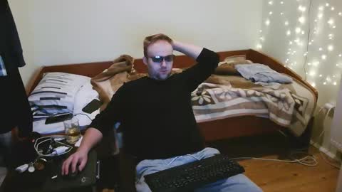 cute69696969 online show from November 19, 2025, 7:58 pm