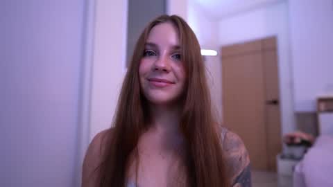 Foxy online show from September 17, 2025, 3:30 am