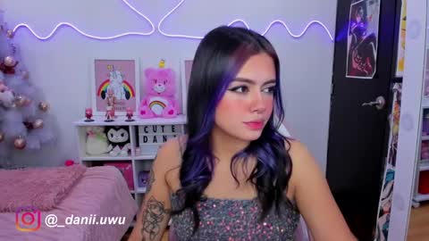 Snapshot of cute_dani__ chatting on December 24, 2024, 9:28 am Dani  online show from December 24, 2024, 9:28 am