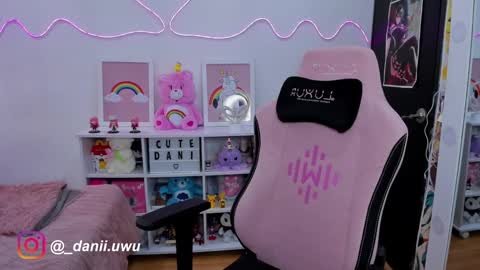 Snapshot of cute_dani__ chatting on January 24, 2025, 12:52 pm Dani  online show from January 24, 2025, 12:52 pm