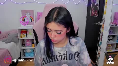 Snapshot of cute_dani__ chatting on March 3, 2025, 11:33 am Dani  online show from March 3, 2025, 11:33 am
