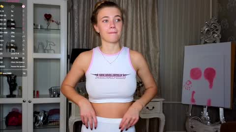 Snapshot of cute_fox_girl chatting on October 24, 2025, 7:38 am Anne online show from October 24, 2025, 7:38 am