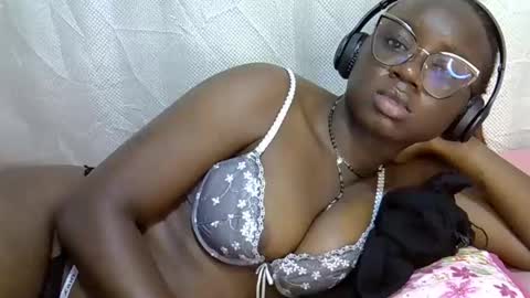 Snapshot of cute_gee chatting on April 21, 2026, 2:51 am daddysdoll online show from April 21, 2026, 2:51 am