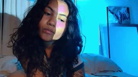 cute_hippo8 online show from April 4, 2026, 1:15 am