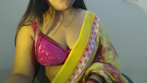 cute_kavya online show from September 23, 2025, 8:28 am