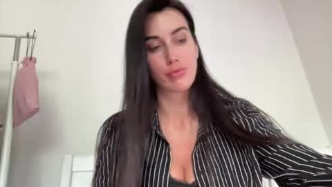 Snapshot of cute_kriss94 chatting on July 9, 2026, 4:00 pm cute_kriss94 online show from July 9, 2026, 4:00 pm