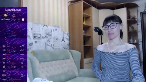 Snapshot of cute_lion_ chatting on January 5, 2025, 11:48 am cute_lion_ online show from January 5, 2025, 11:48 am