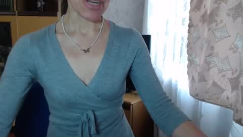 Snapshot of cute_lion_ chatting on January 14, 2025, 9:13 am cute_lion_ online show from January 14, 2025, 9:13 am