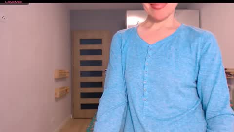 cute_lion_ online show from January 19, 2026, 12:53 pm